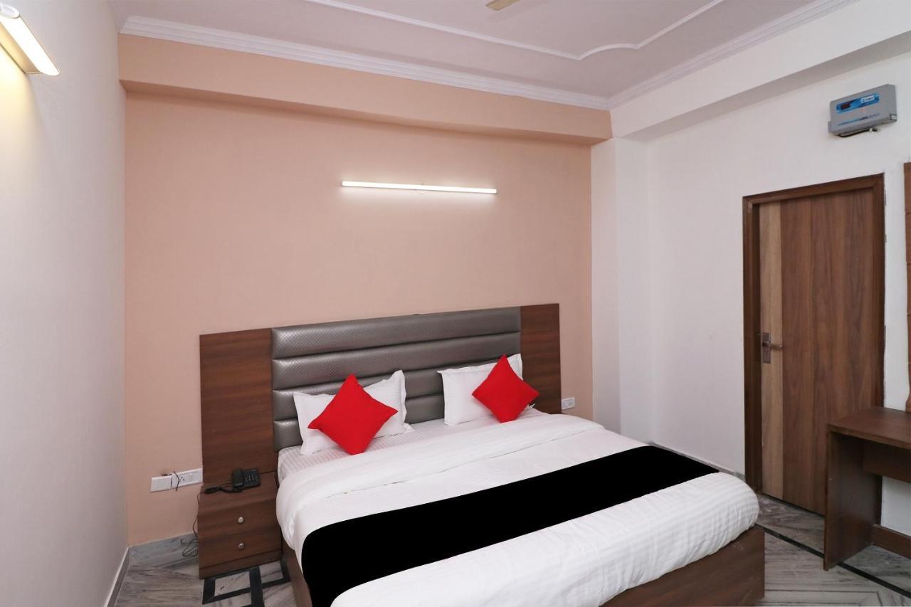 Super Capital O Esscon House Near Payal Cinema Hotel Gurgaon Exterior photo