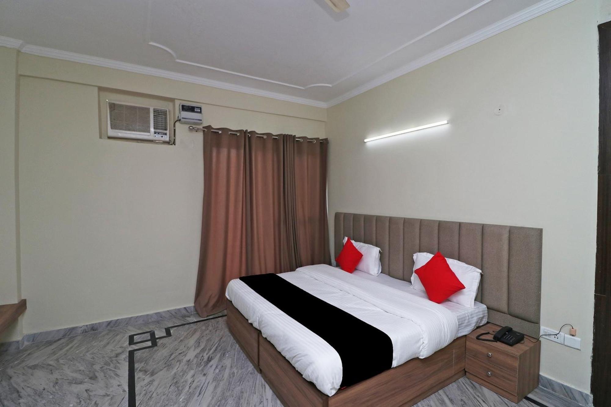 Super Capital O Esscon House Near Payal Cinema Hotel Gurgaon Exterior photo
